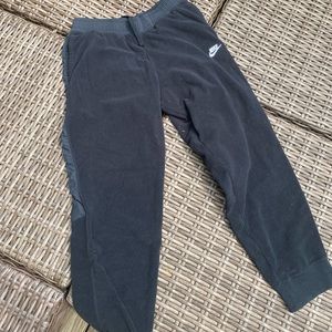 NIKE SHERPA JOGGERS